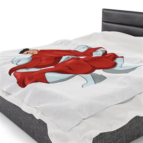 Thicc Omni Man Blanket - Etsy