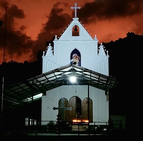 ST MARY'S CHAPEL THATTEKADU MANNATHOOR