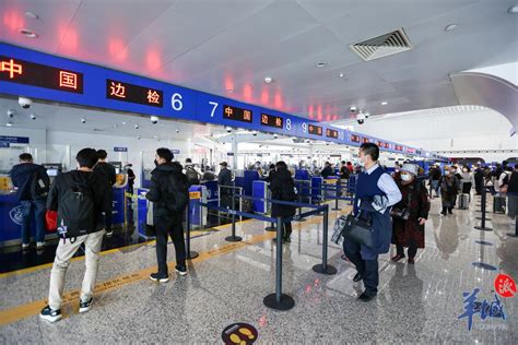 广州白云机场口岸出入境客流单日突破1.4万人次|广州市|航班|新冠肺炎_新浪新闻