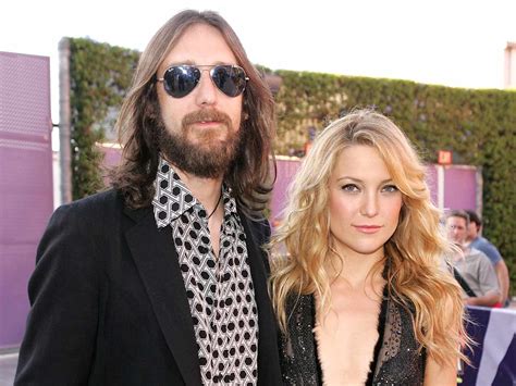 Kate Hudson Says Split from Ex-Husband Chris Robinson Was 'Very Hard'