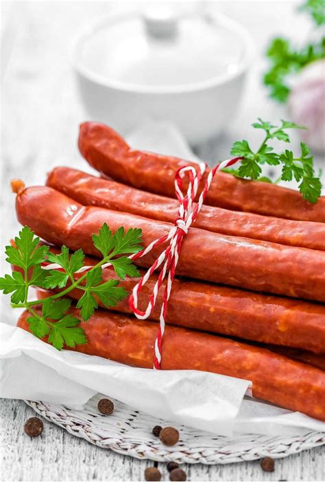 Sausage Internal Temperature (Pork, Beef, and Other Meat) - IzzyCooking