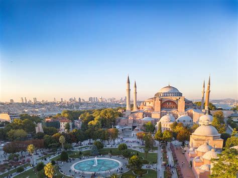 13 Extraordinary Places to Visit in Istanbul | Celebrity Cruises