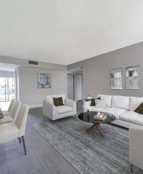 Apartments in Suitland, MD | Andrews Ridge