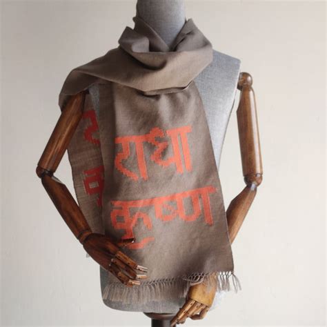Hand Woven Pure Merino Wool Muffler- Radha Krishan – Bhuttico Shawls