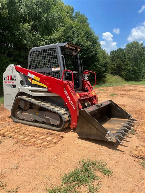 Takeuchi’s First EH-Controlled Compact Track Loader – the TL11R3 ...