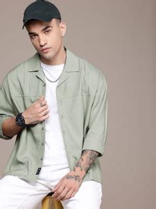 Roadster Men Solid Casual Green Shirt - Buy Roadster Men Solid Casual ...