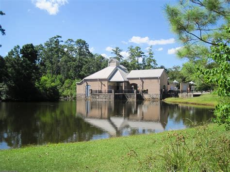 The Woodlands Texas Parks: Alden Bridge Park