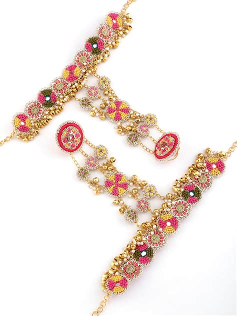 Noor Pair of Pairphool – TONOTO