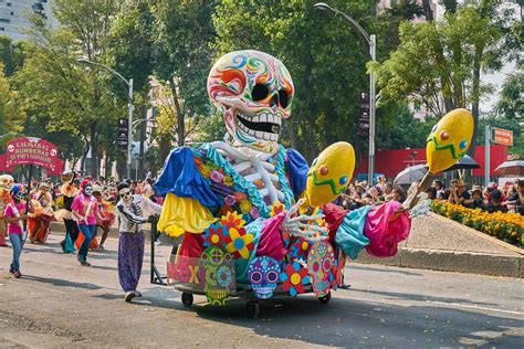 How to Celebrate Day of the Dead in Mexico
