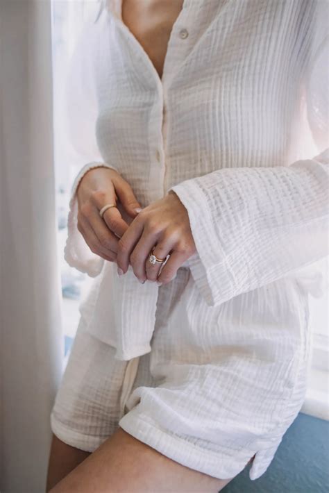 11 Reasons You Wake Up Anxious And How To Fix It - The Bad Also Rises