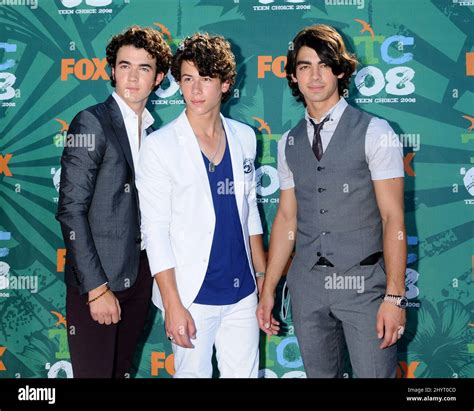 Kevin jonas jonas brothers teen hi-res stock photography and images - Alamy