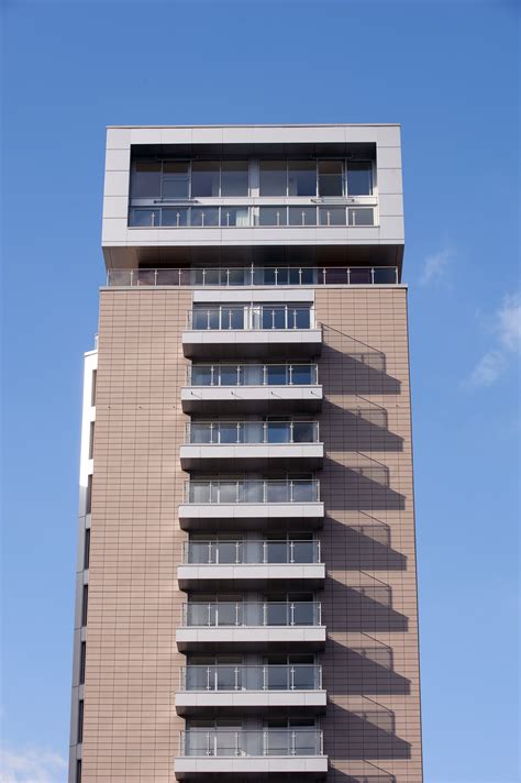 Red Commercial Complex 的图像结果