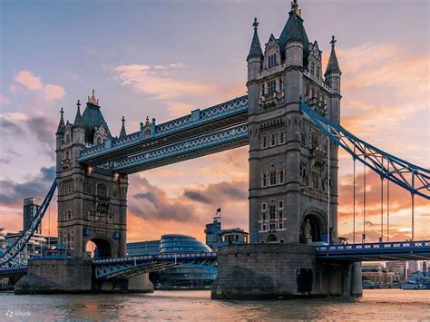 Essential London: A Half-Day Extravaganza Through Iconic Landmarks ...