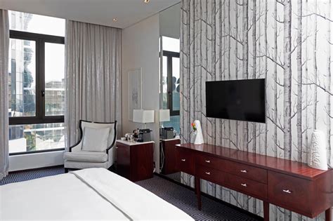 DAVINCI HOTEL ON NELSON MANDELA SQUARE JOHANNESBURG