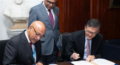 Intel Signs On As Tata's Major Customer In Its $14 Bn Semiconductor ...