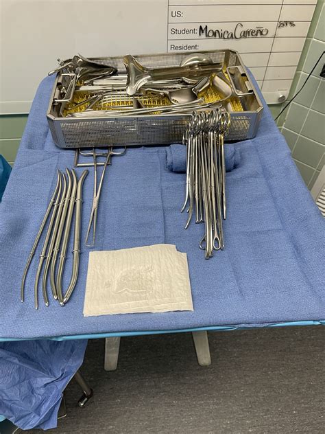 Laparoscopic bilateral salpingo-oophorectomy mayo stand and back table setup - CSTSetup