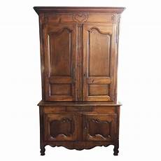 antica credenza antica credenza luigi xv in noce con alzata antica credenza antica credenza luigi xv in noce con alzata