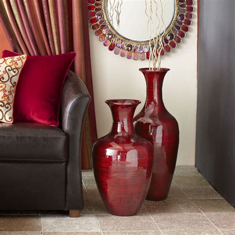 Living Rooms With Floor Vases