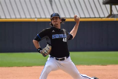 UNC Asheville Athletics - Official Athletics Website