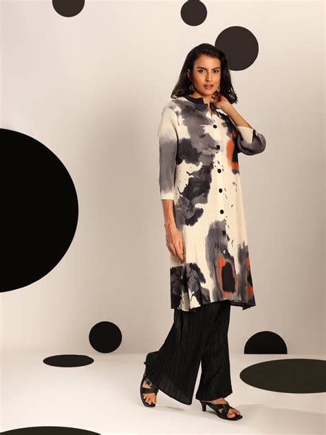 Co-Ord Sets for Women: Buy Pleated Co-Ord Set Up to 10% Off