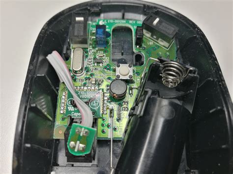 Logitech Mouse Disassembly 的图像结果