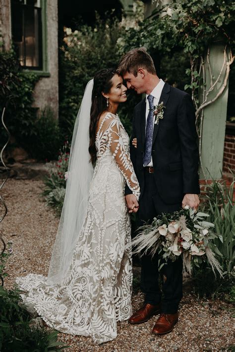 Modern Hippie Wedding Dresses