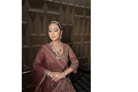 Makeover by Ayushi Agarwal - Makeup Artist - Rajajipuram - Weddingwire.in