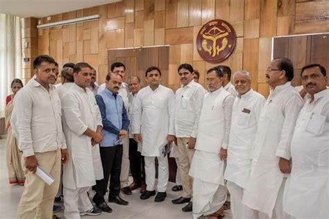 Education Initiatives | Samajwadi Party