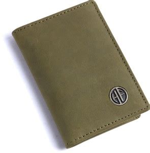 Hammonds Flycatcher Men & Women Casual, Formal, Travel, Trendy Green ...