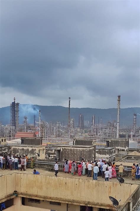 Industrial activity has left Mahul village in Mumbai with toxic air ...