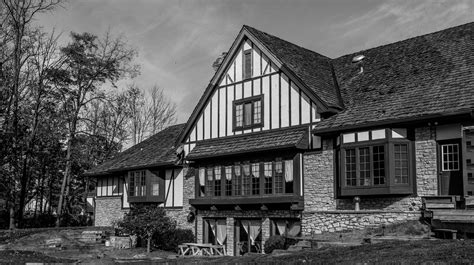 There's a new Fox Hollow Farms documentary on Hulu. What to know: