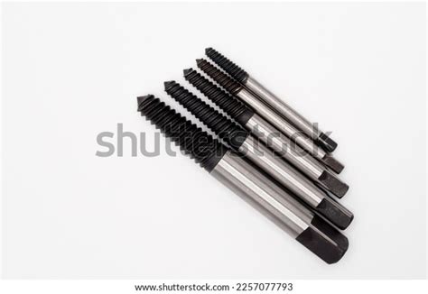 Using Screw Extractor Tool 的图像结果