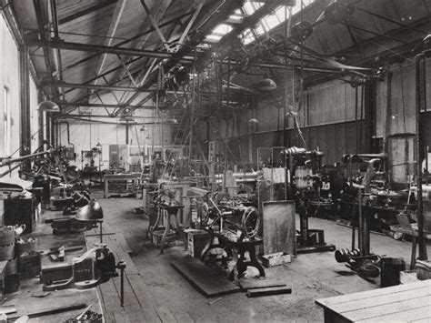 Engineering Industry 的图像结果