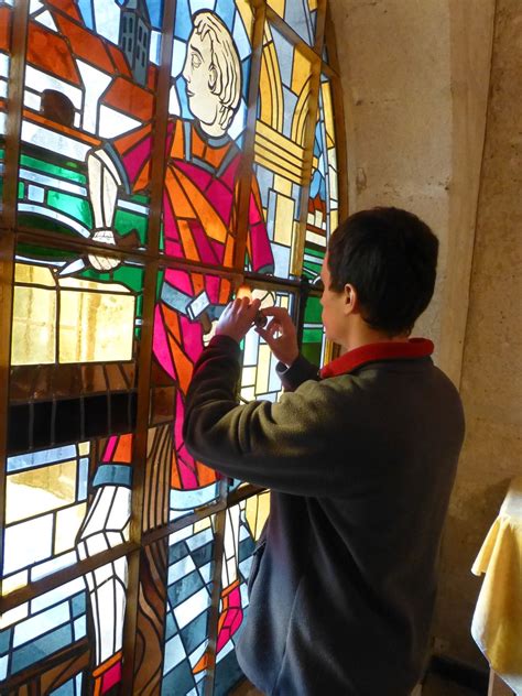 Atelier de restauration du patrimoine : Art du vitrail, 5 rue du Moncel ...