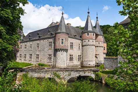 How Many Castles Are There In Belgium