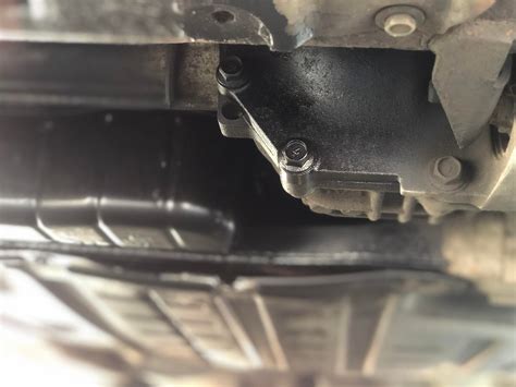 2007 Nissan Pathfinder R51 - oil leak in the engine bay somewhere, more info in comments. : r ...