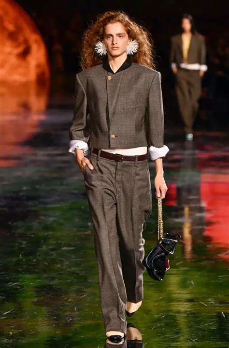 Michelle Obama Wears Loewe Multicolor Dress, Chanel Runway, Vintage Zac ...