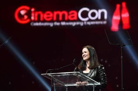 CinemaCon 2018: Venom, The Predator and other new trailers set for ...