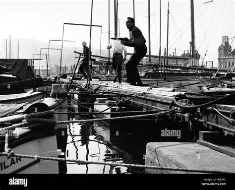 Original Film Title: A TIRO LIMPIO. English Title: A TIRO LIMPIO. Film ...