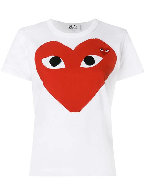 Buy shirt with a heart with eyes - In stock