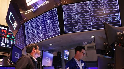 Alphabet, Microsoft Lead Bear-Market Earnings Season | Tech News (HT Tech)