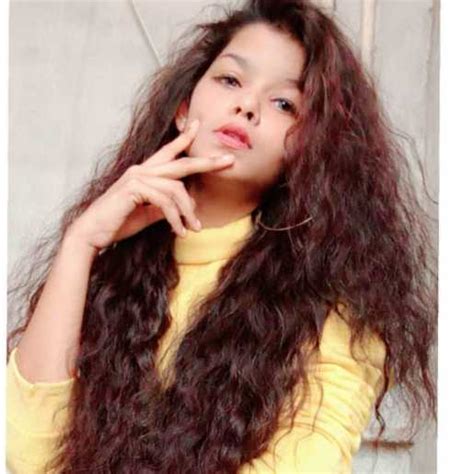 Jenny Singh Blogger Influencer | Biography Career Hobbies