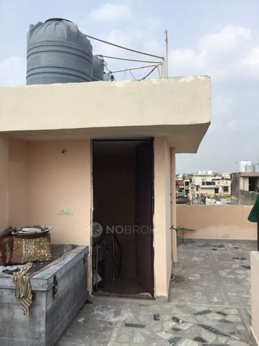 Standalone Building Geeta Colony - Without Brokerage Unfurnished 1 BHK ...