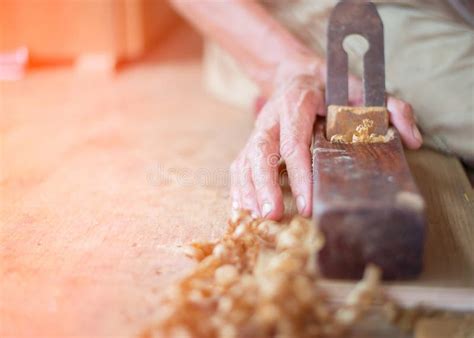 Traditional Machine Tool 的图像结果