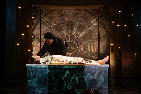 Romeo & Juliet – review • Afridiziak Theatre News