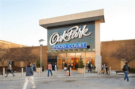 About Oak Park Mall