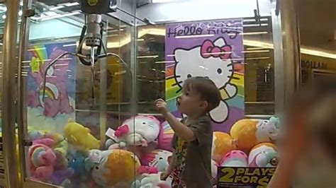 Hello Kitty Claw Machine 的图像结果
