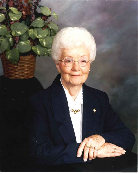 Kracl Funeral Chapels | Wanda V. Dallegge - Schuyler, David City, Leigh