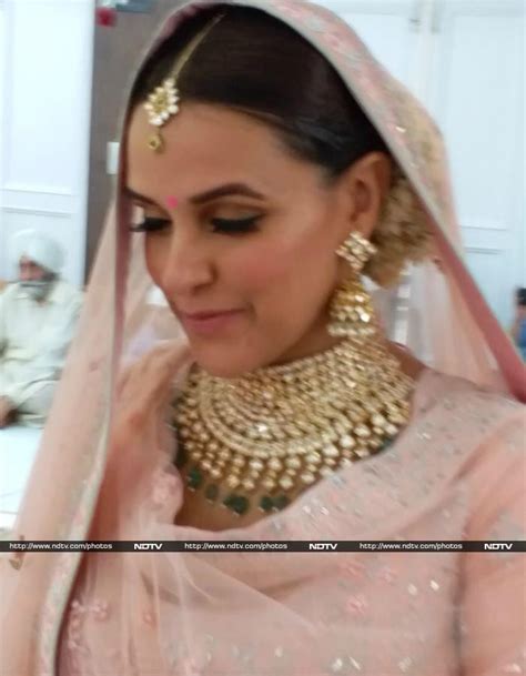 अंगद बेदी और नेहा धूपिया ने की शादी