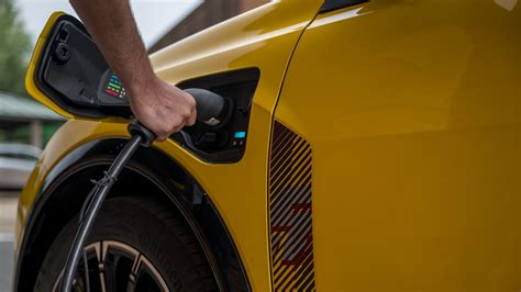 Lamborghini Aventador Colours | Free & Paid Options | Carwow